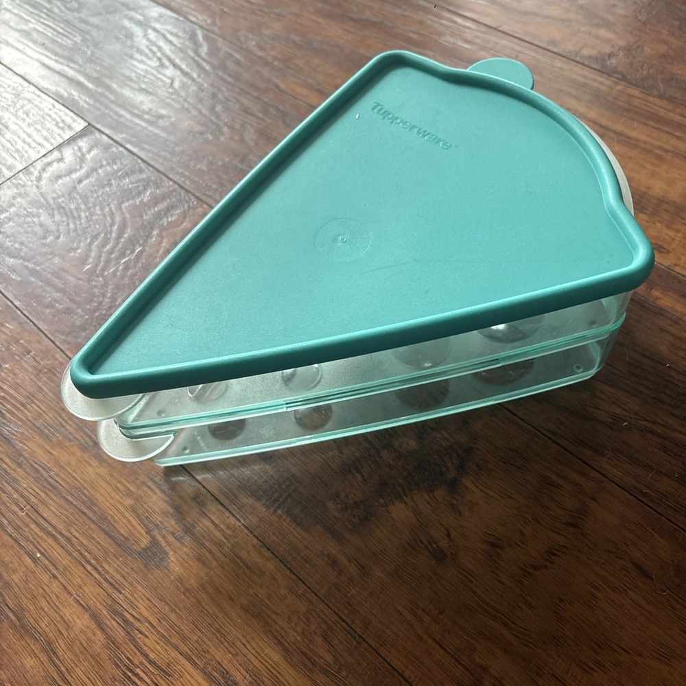 Vintage Tupperware  "KEEP 'N HEAT' PIZZA KEEPER Teal